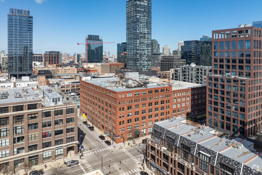 954 W Washington Blvd, Chicago, IL for rent - Aerial - Image 2 of 4