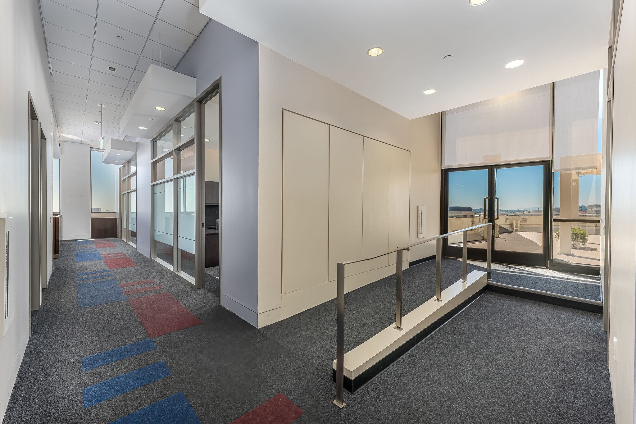 2 N Lake Ave, Pasadena, CA to rent Interior Photo- Image 1 of 4