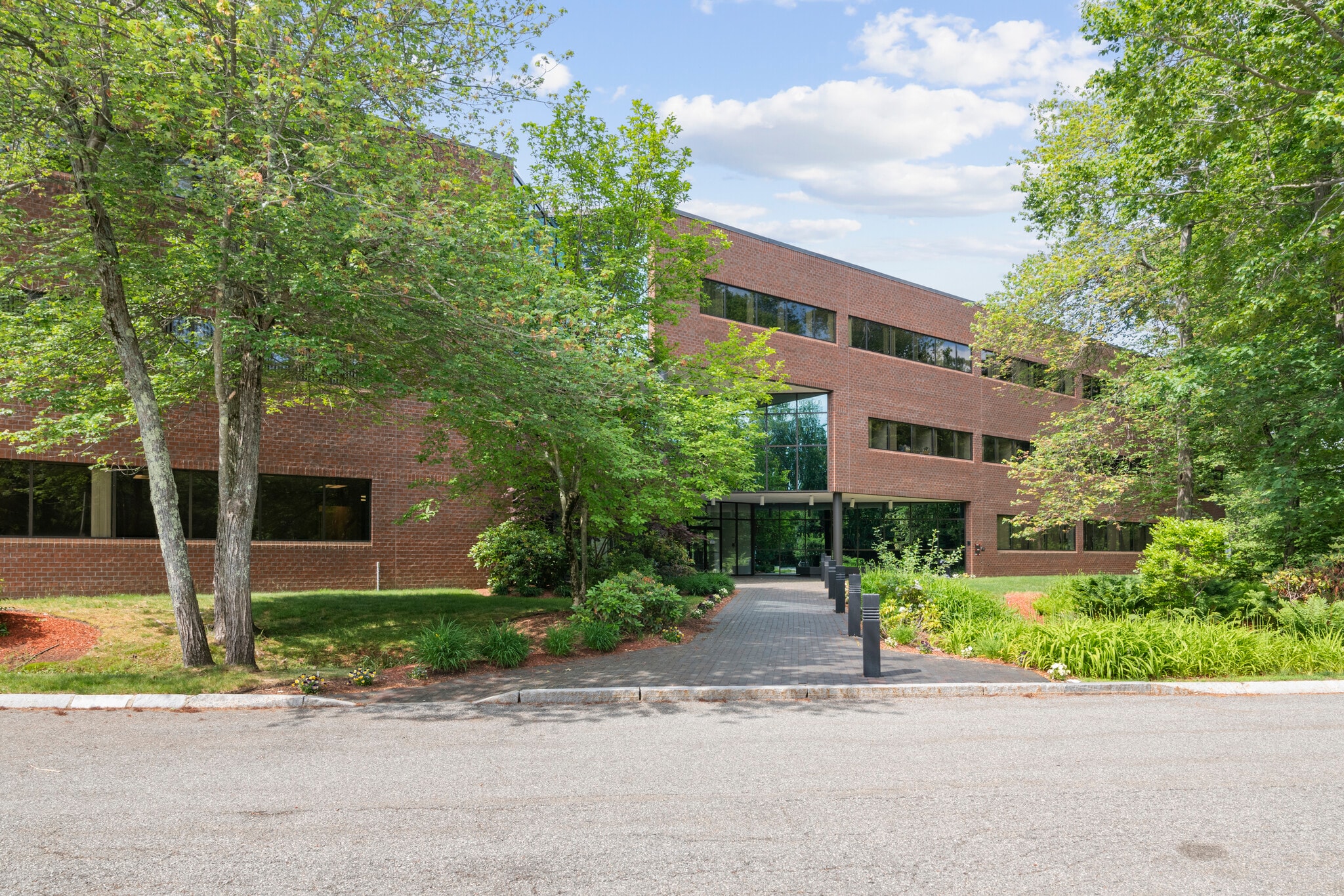 81 Hartwell Ave, Lexington, MA to rent Building Photo- Image 1 of 7