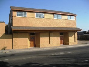 518-530 Union Ave, Bakersfield, CA for rent Primary Photo- Image 1 of 25