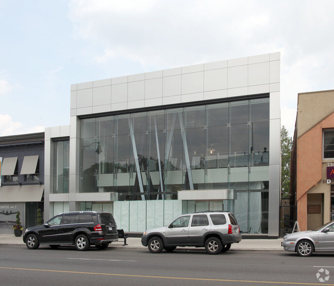 2529 Yonge St, Toronto, ON for rent - Building Photo - Image 2 of 4