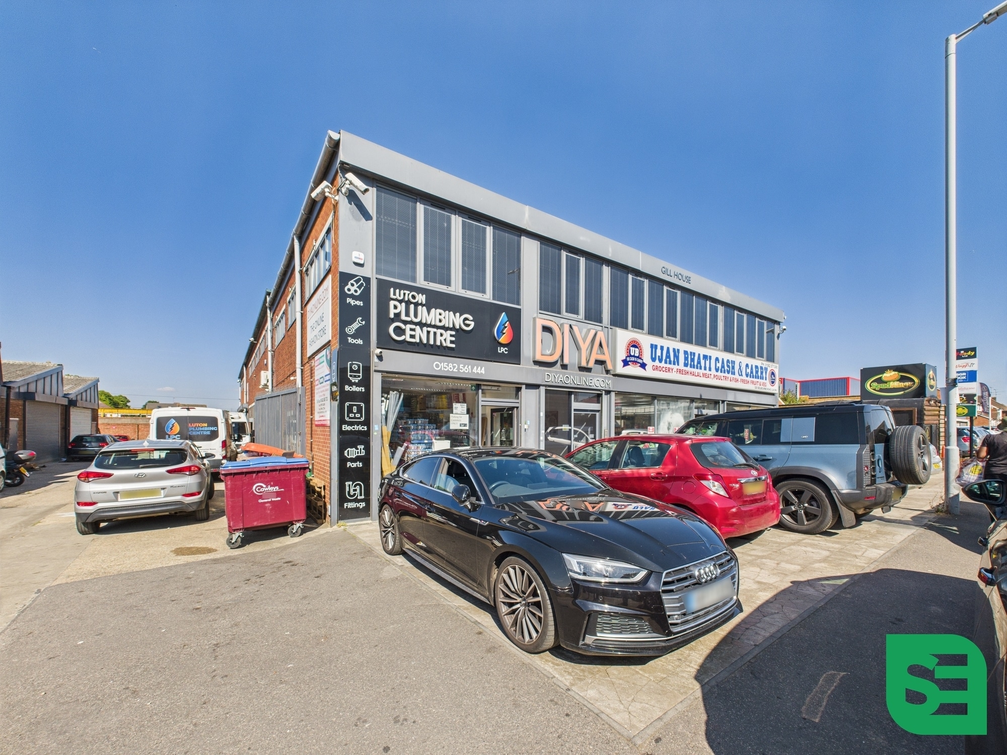 320-328 Selbourne Rd, Luton to rent Building Photo- Image 1 of 3