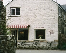 The Shop, Penzance to rent Building Photo- Image 1 of 8