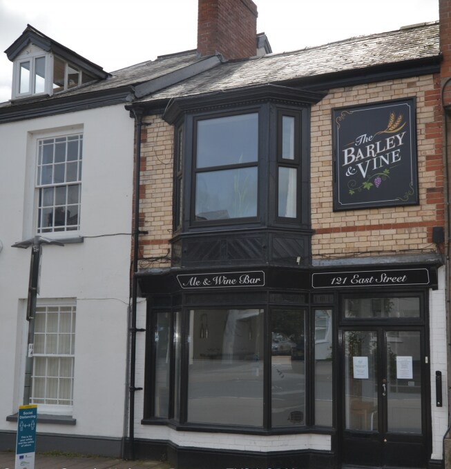 121 East St, South Molton for sale Building Photo- Image 1 of 1