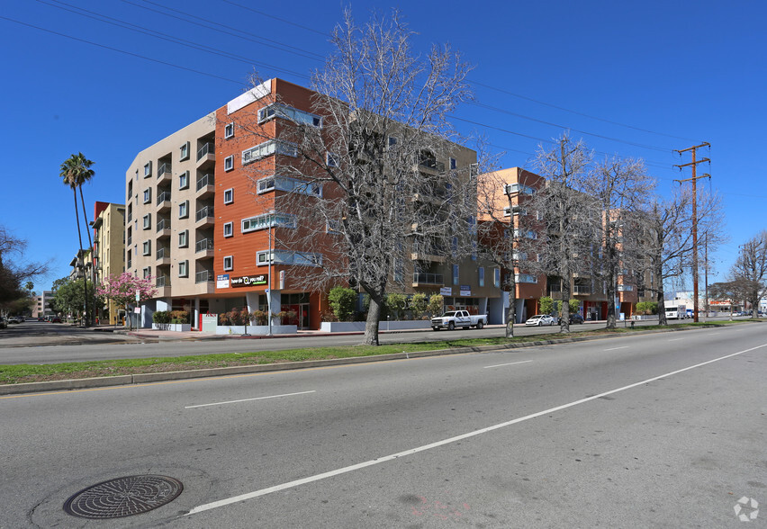 5251 Vineland Ave, North Hollywood, CA for sale - Building Photo - Image 1 of 1