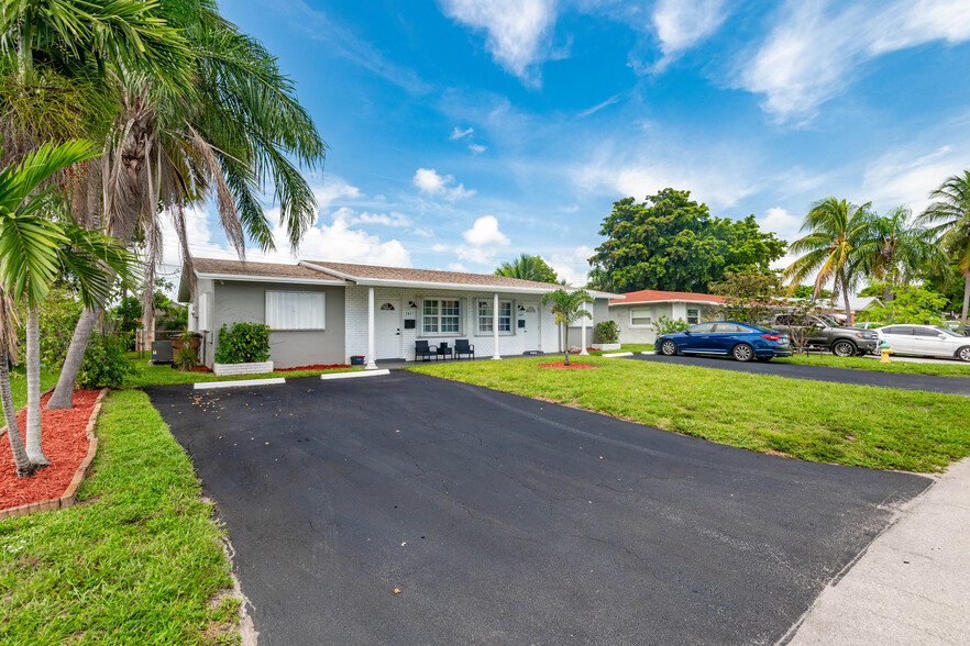 1449 SE 4th Ave, Deerfield Beach, FL for sale - Building Photo - Image 3 of 53