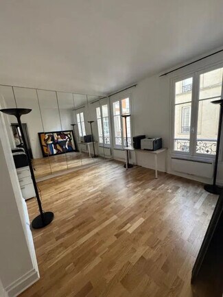 More details for 82 Rue De La Pompe, Paris - Office to Rent