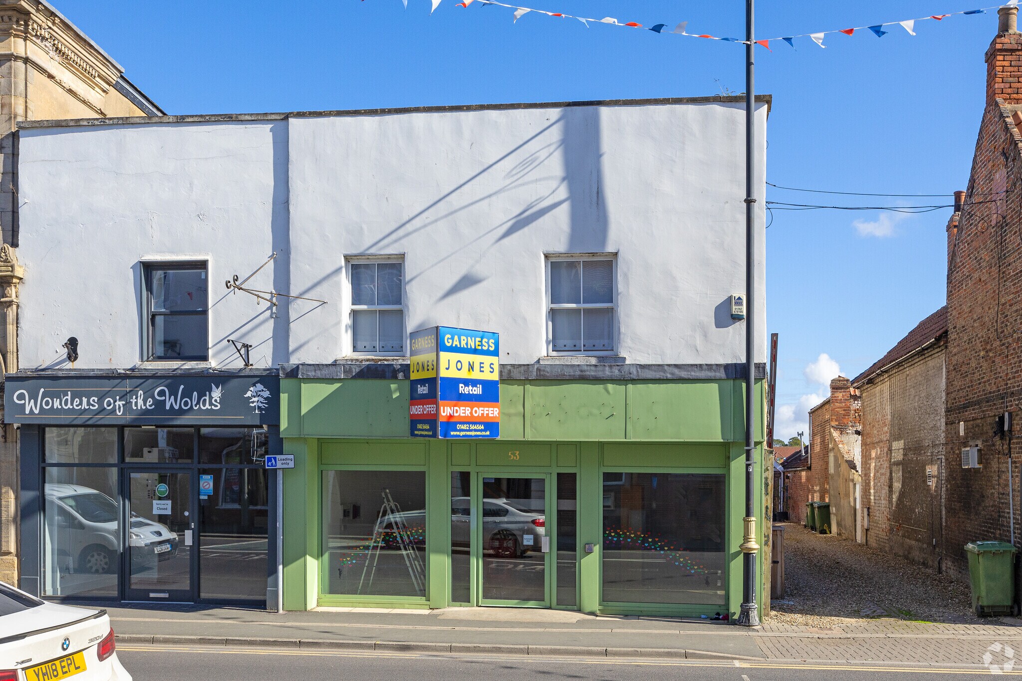 53 Market Pl, Great Driffield to rent Primary Photo- Image 1 of 7