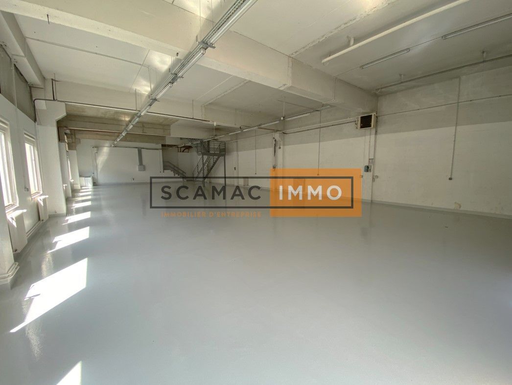 Industrial in Lognes to rent Building Photo- Image 1 of 8