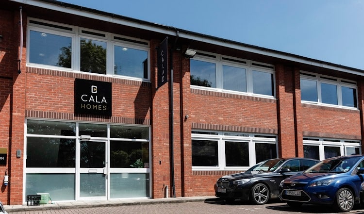 Riverside, Wooburn Green to rent - Building Photo - Image 3 of 5