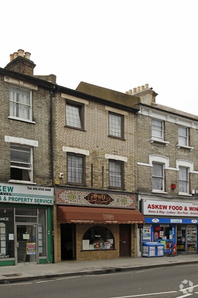 70 Askew Rd, London for sale - Primary Photo - Image 1 of 1