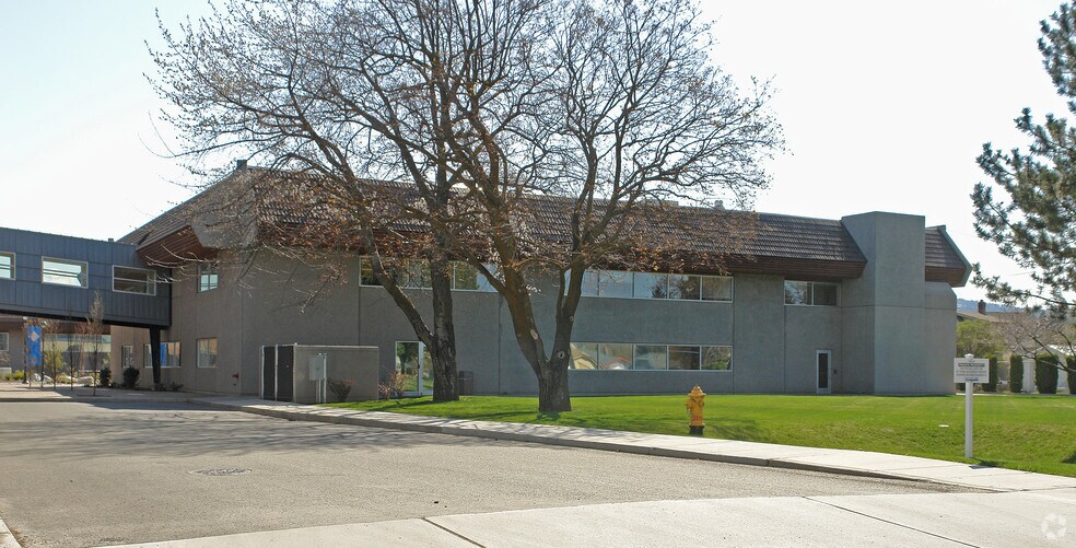 3900 E Sprague Ave, Spokane, WA for sale - Primary Photo - Image 1 of 1