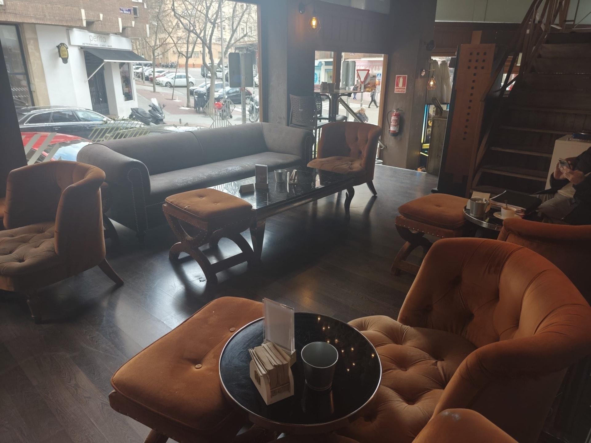 Retail in Madrid, Madrid to rent Interior Photo- Image 1 of 10