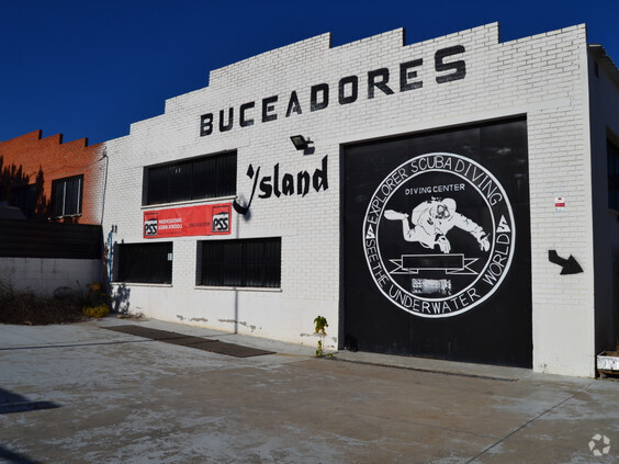 Industrial in Fuenlabrada, MAD for sale - Primary Photo - Image 1 of 6