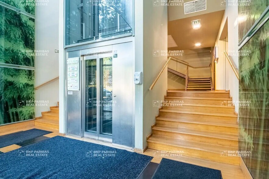 Office in Montpellier to rent - Primary Photo - Image 3 of 15