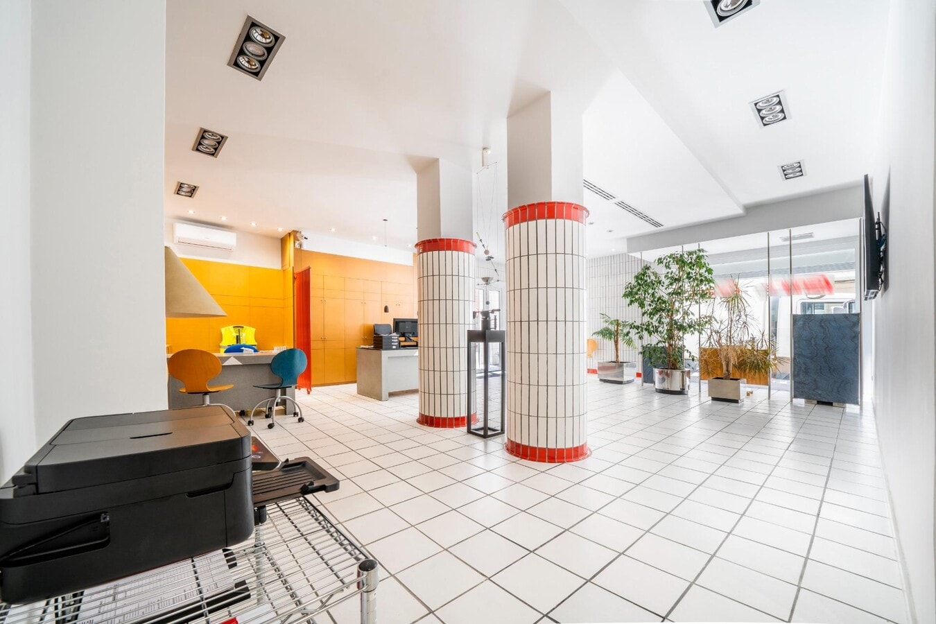 Granollers, BAR 08401 - Unit Pt01 - - Interior Photo - Image 2 of 12