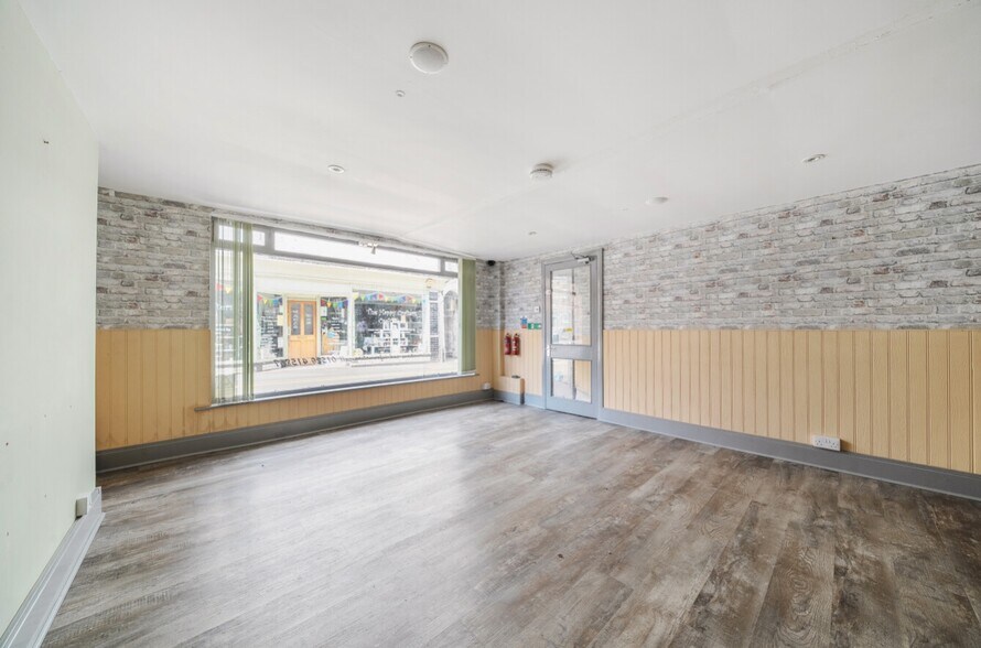 17A Westgate, Sleaford to rent - Interior Photo - Image 2 of 6