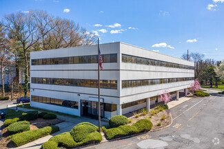 More details for 140 Route 17 N, Paramus, NJ - Office/Medical for Rent