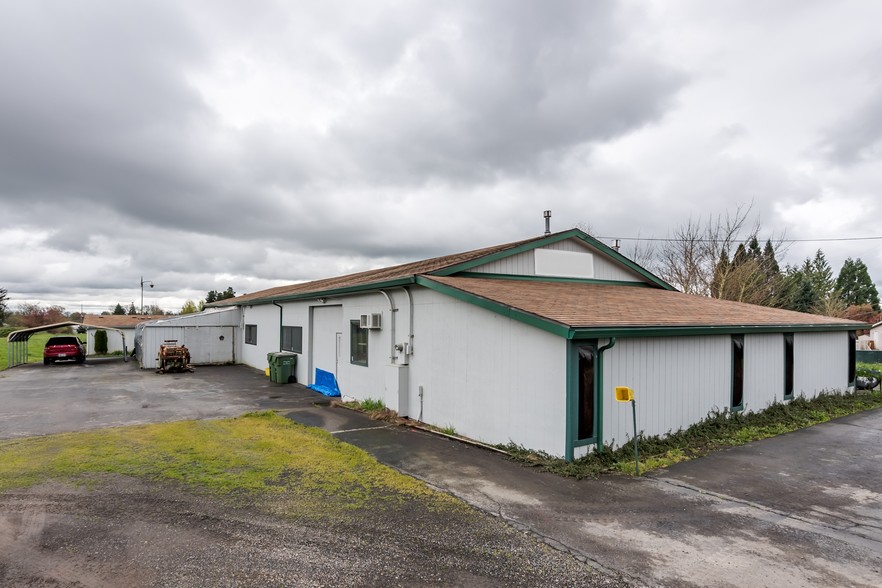 941 SW Alder St, Dundee, OR for sale - Building Photo - Image 1 of 1