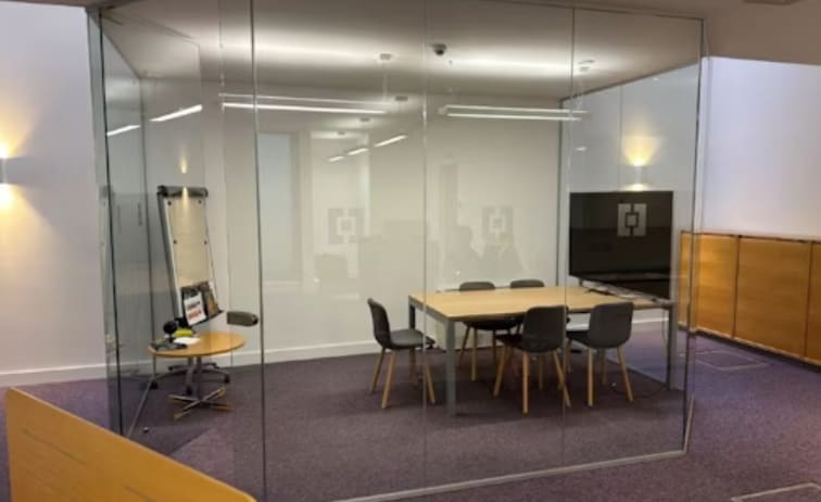 66-67 Alwyne Rd, London to rent - Interior Photo - Image 2 of 3