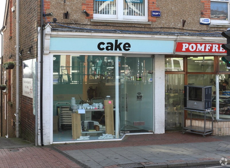 45A-45C High St, Heathfield to rent - Building Photo - Image 2 of 2