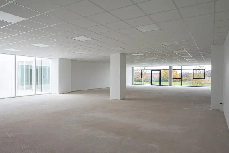 Location Bureaux 139 m² à 600 m² - Photo 1
