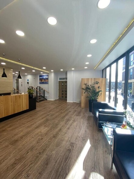 28-48 Cloth Market, Newcastle Upon Tyne to rent - Building Photo - Image 1 of 5