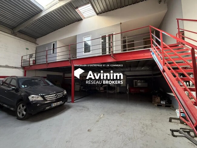 Location Commerce 308 m²