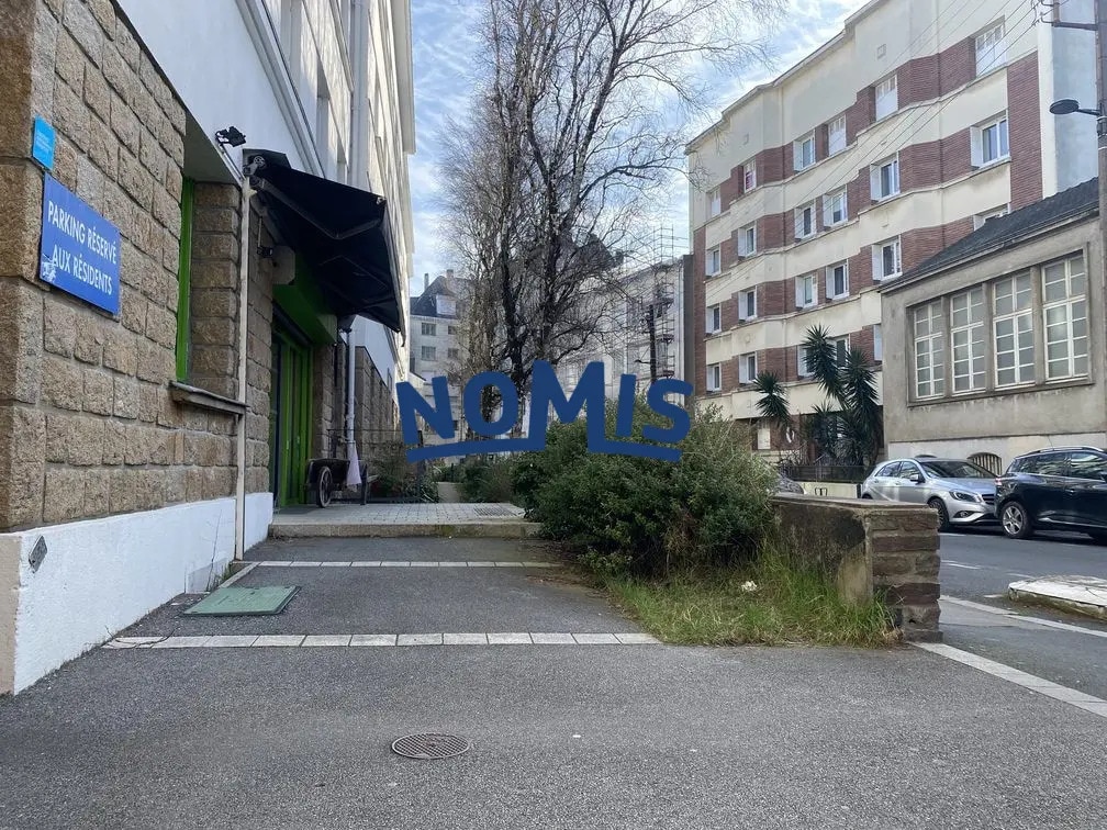 Location Commerce 75 m² - Photo 1