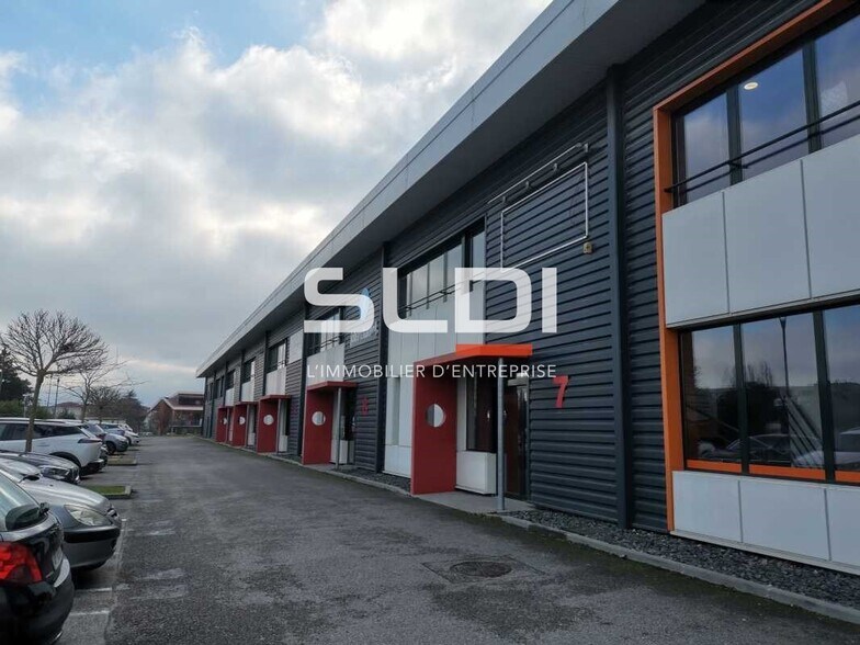 13 Rue De Savoie, Saint-Quentin-Fallavier to rent - Building Photo - Image 1 of 5