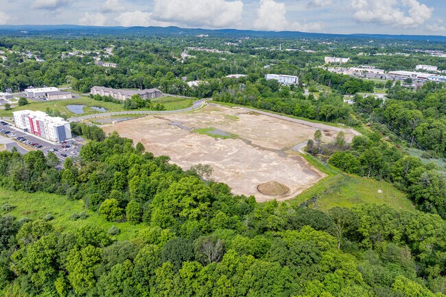 More details for 599 E Main St, Middletown, NY - Industrial to Rent