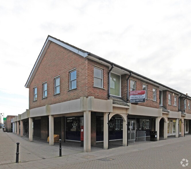 1-4 High Causeway, Whittlesey for sale - Primary Photo - Image 1 of 2
