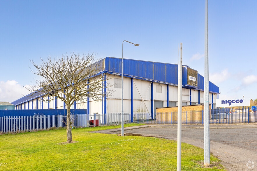 Merlin Way, Bridlington for sale - Building Photo - Image 2 of 3