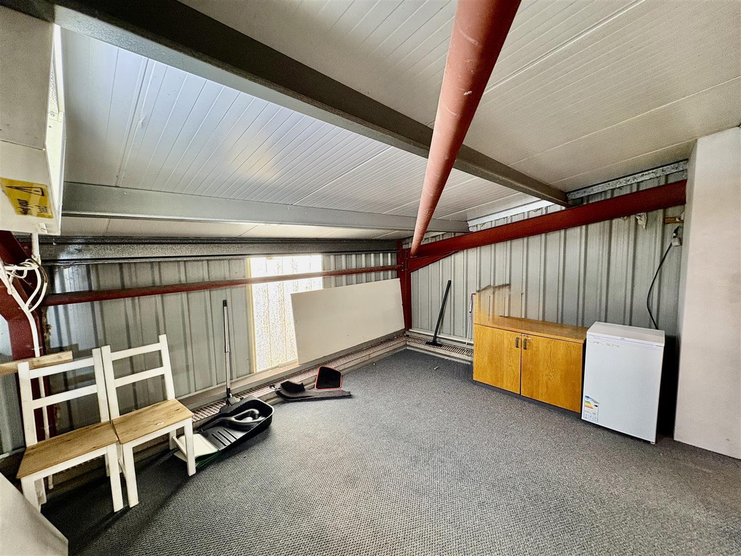 101 Springwell Rd, Bangor to rent Interior Photo- Image 1 of 6