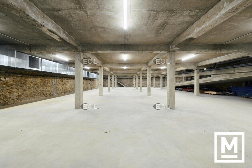 Industrial in Montreuil to rent - Building Photo - Image 2 of 45