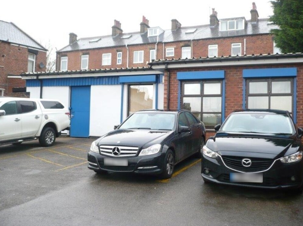 8 Keir St, Barnsley for sale Primary Photo- Image 1 of 1