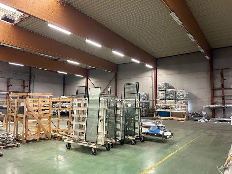 Vente Local d'activités 3 450 m² - Photo 1