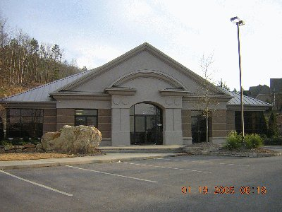 2000 Eagle Point Corporate Dr, Birmingham, AL for rent - Primary Photo - Image 1 of 7