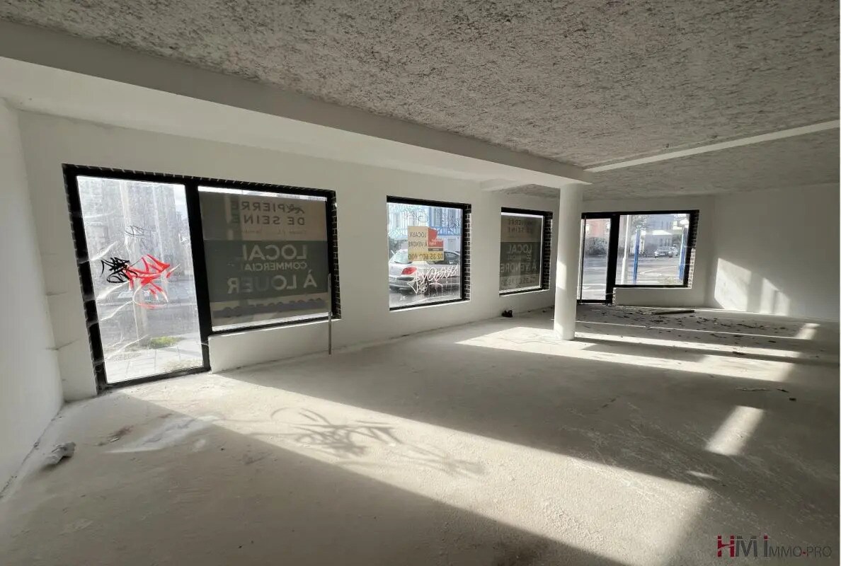 Retail in Déville-lès-Rouen for sale Interior Photo- Image 1 of 6