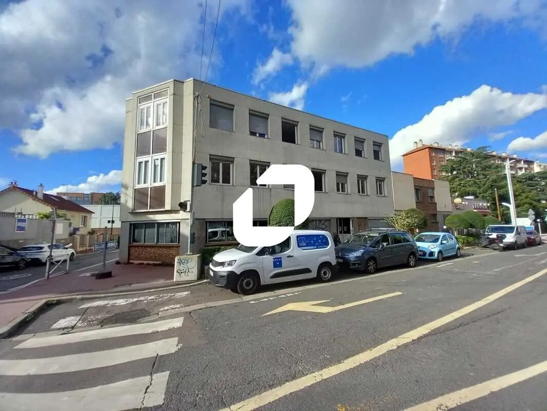 100 Avenue De La Marne, Montrouge to rent Building Photo- Image 1 of 10