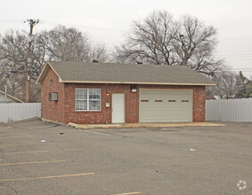 1309 SW 29th St, Oklahoma City, OK for rent Primary Photo- Image 1 of 3