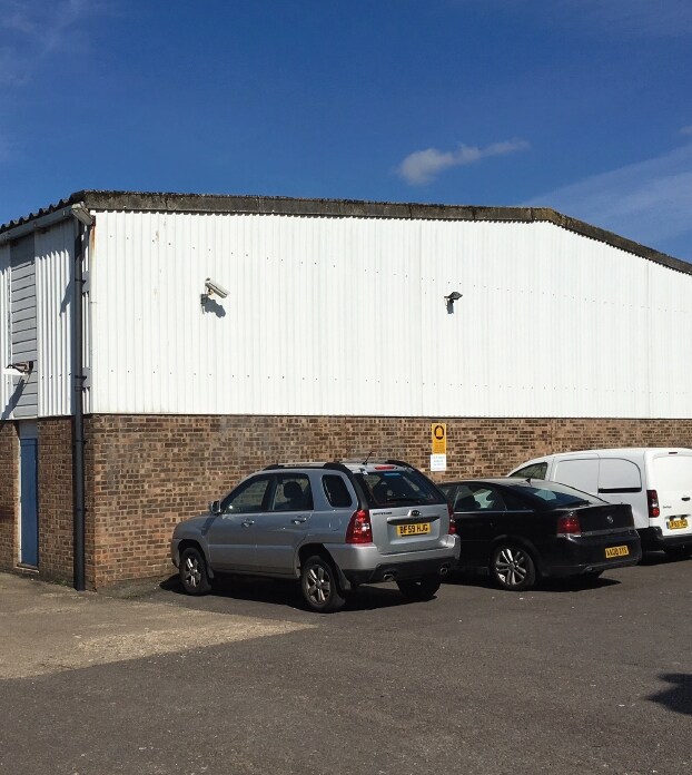 325 Bristol Rd, Gloucester for sale Primary Photo- Image 1 of 1