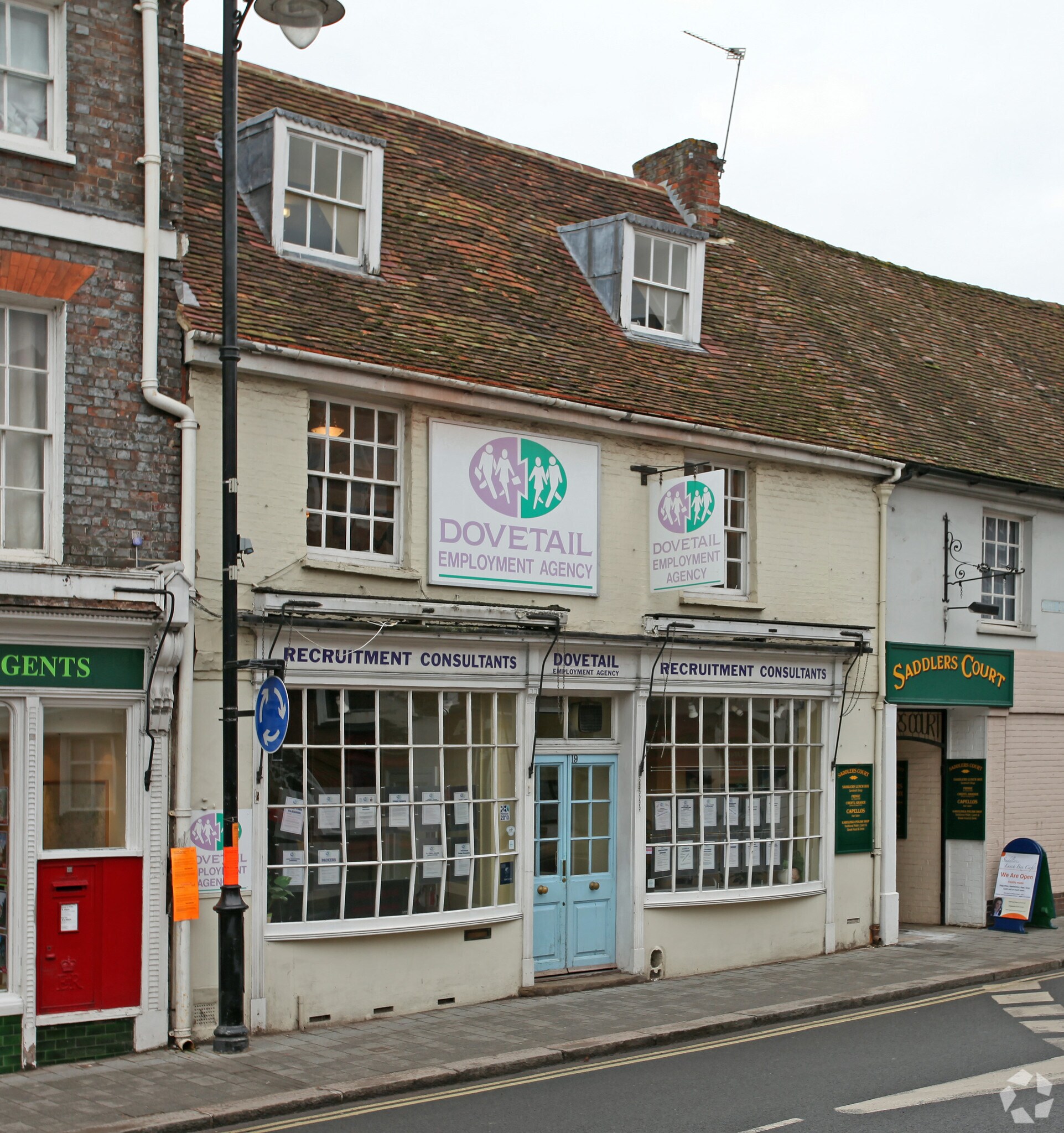 19 The Broadway, Newbury for sale Primary Photo- Image 1 of 1
