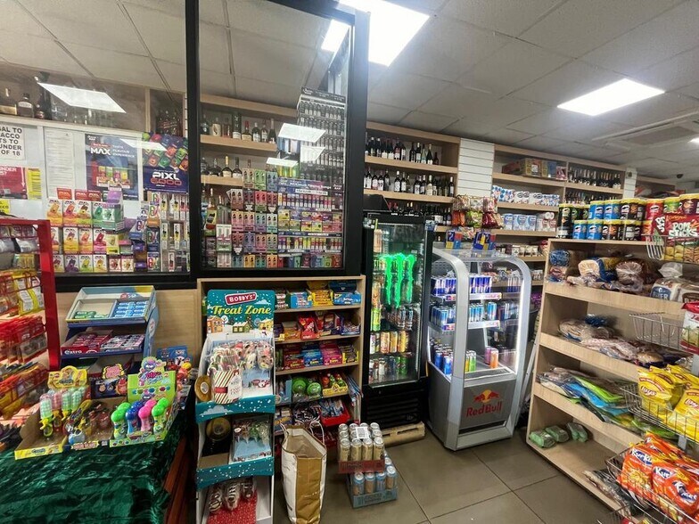 1182 Uxbridge Rd, Hayes for sale - Building Photo - Image 1 of 1