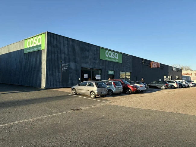 Location Commerce 690 m²