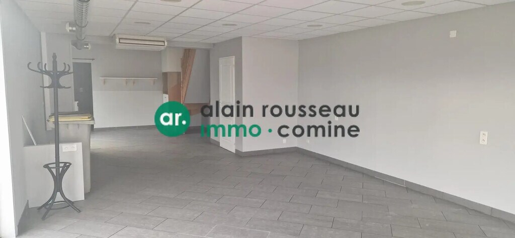 Location Commerce 150 m² - Photo 1