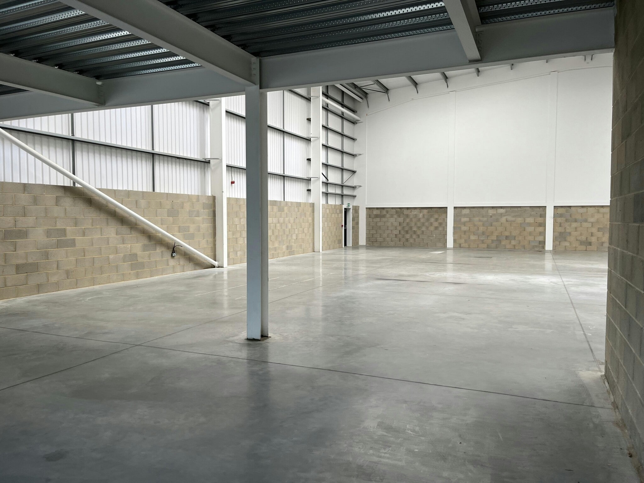 Cray Ave, Orpington to rent Interior Photo- Image 1 of 4