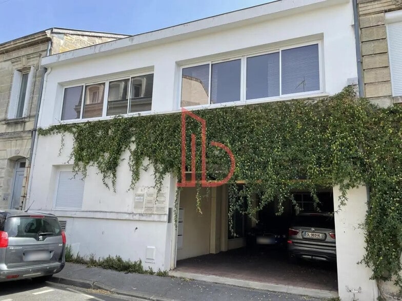 Office in Bordeaux to rent - Building Photo - Image 1 of 7