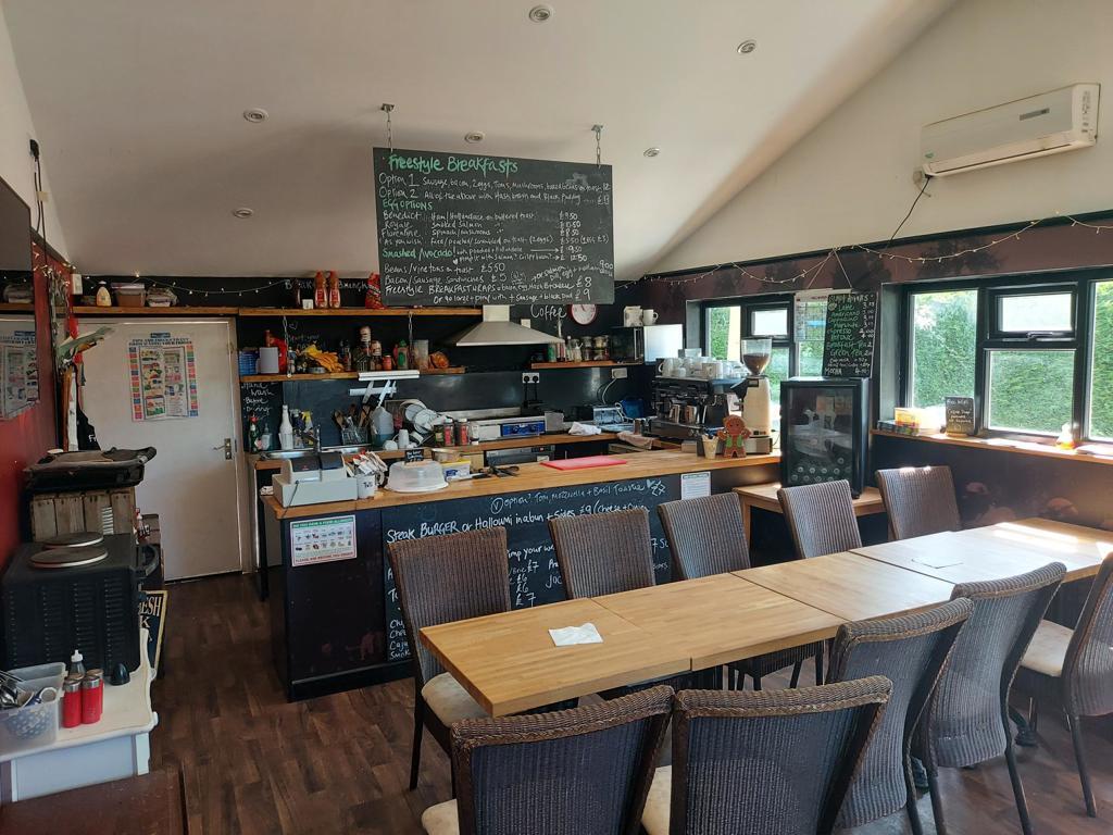 Wadhurst Rd, Mark Cross to rent Interior Photo- Image 1 of 2