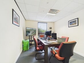 1 Cromwell Rd, Inverness to rent Interior Photo- Image 2 of 7